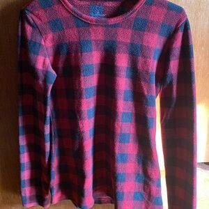 Women’s Small Cuddl Duds Red/black plaid Top